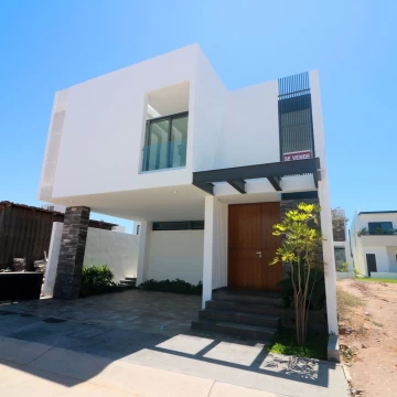 Casa en venta en Fraccionamiento Sábalo Cerritos 3 Recámaras