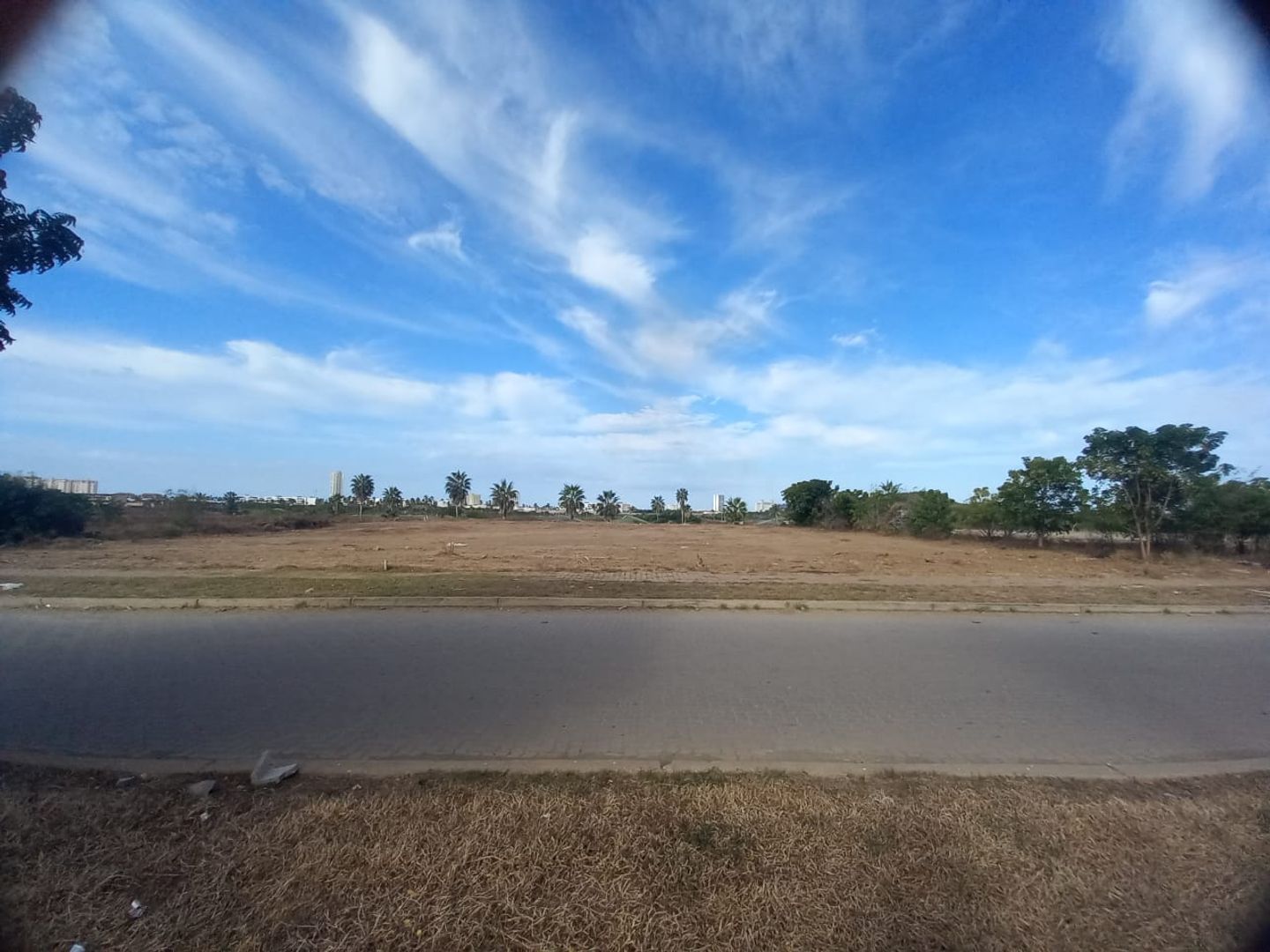 33b7962d-ff53-45e4-b80f-84f6812cdd66.jpg