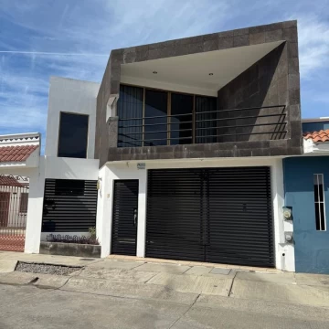 Casa en venta en Residencial Paseo Alameda 4 Recámaras