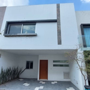 Casa en venta en Santa Ana Tepetitlán 3 Recámaras