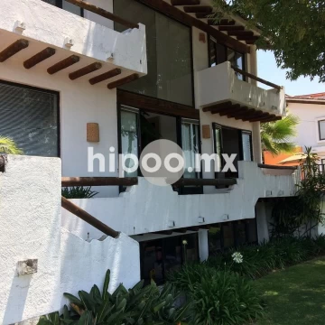 Casa en Condominio Residencial Flor de Loto, El Calvalio Valle de Bravo