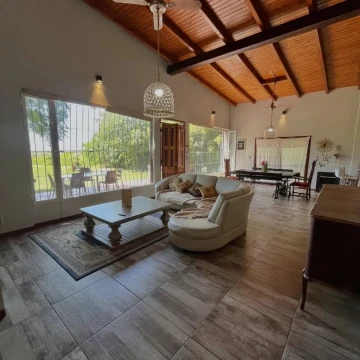 VENTA - QUINTA EN BARRIO YAGUARON CON INCREIBLES VISTAS