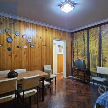Venta Departamento tres ambientes interno con servicio en Centro, Mar del Plata