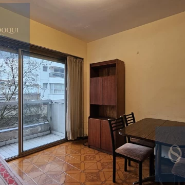 Venta Departamento monoambiente con balcón y orientación suroeste en Centro