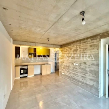 VENTA  departamento 2 ambientes  MORON 5 c/ Estacion.