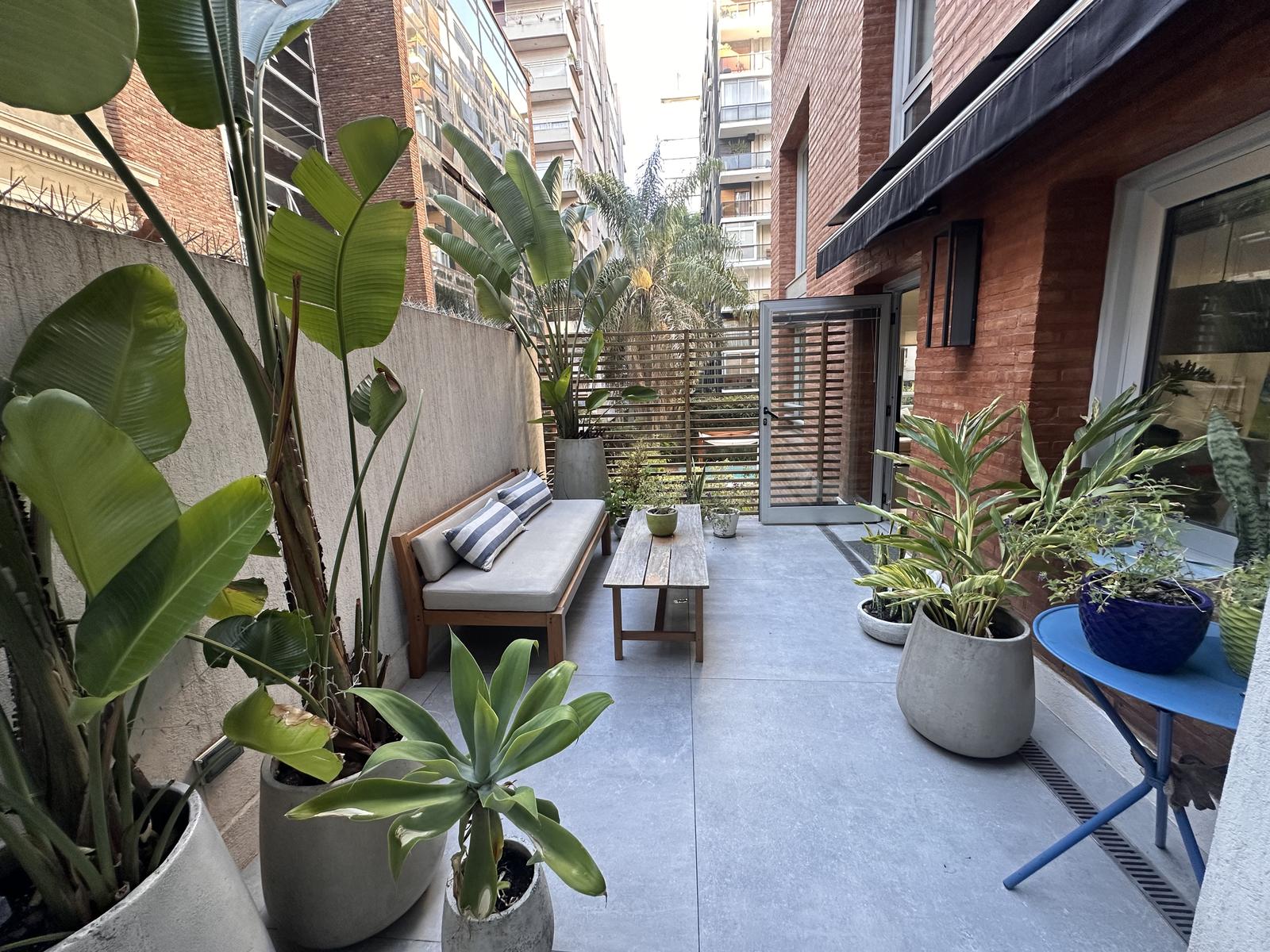 PATIO PROPIO