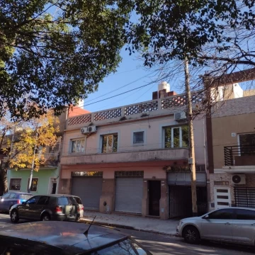 PROPIEDAD EN BLOCK VARIOS USOS!!