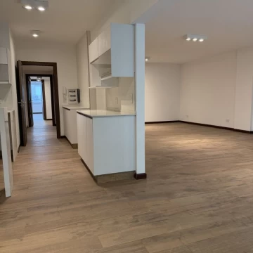 Espectacular | 4 AMBIENTES CON BALCÓN TERRAZA | CABALLITO