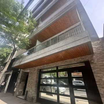 EXCLUSIVO LOCAL / DEPÓSITO EN VENTA - VILLA CRESPO / ARAOZ 166