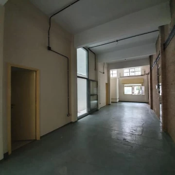 Oficina local en PB precio paquete - Villa Crespo