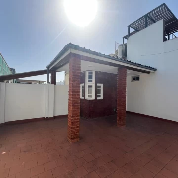 PH 3 AMBIENTES con terraza en Coghlan