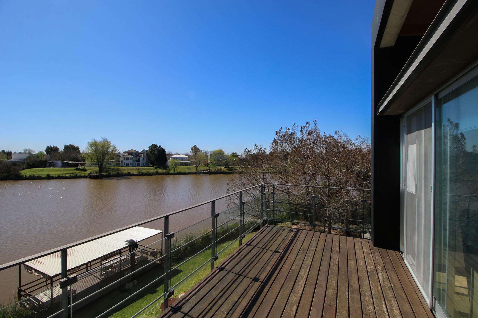 balcon master suite