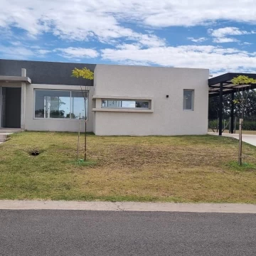 Casa a estrenar.