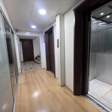 Se renta oficina en Polanco a 1 calle Mariano Escobedo