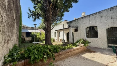 Casa en Venta, Barrio Abasto, Rosario, 3 dormitorios a reciclar