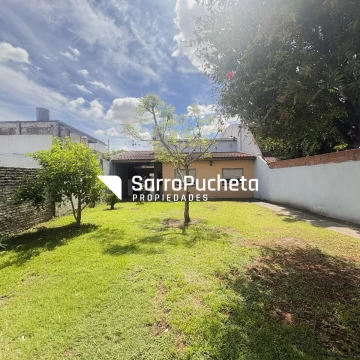 Venta Casa 4 ambientes en Isidro Casanova.