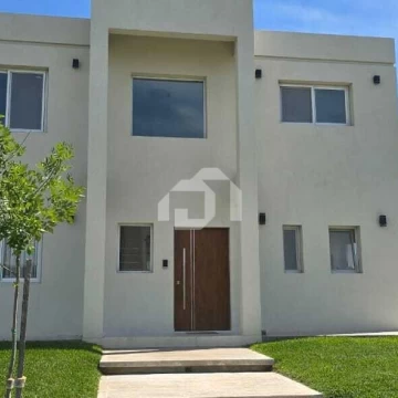 Casa  en Venta en Santa Elena, Pilar del Este, Pilar