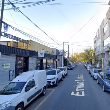 Local Alquiler en Emilio Lamarca 500