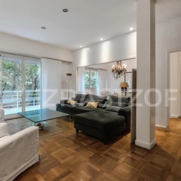 Departamento en venta en Recoleta, la Isla,  5 ambientes. Reciclado