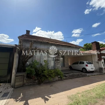 Casa en venta Ituzaingó 3 ambientes