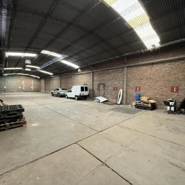Depósito con vivienda - Venta - Villa Celina