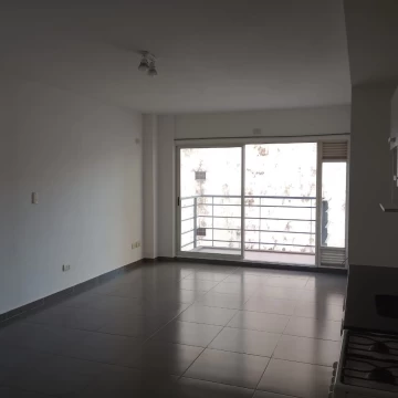 MONOAMBIENTE LUMINOSO 