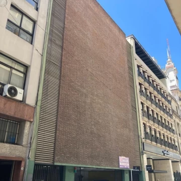 Cochera en venta Monserrat 