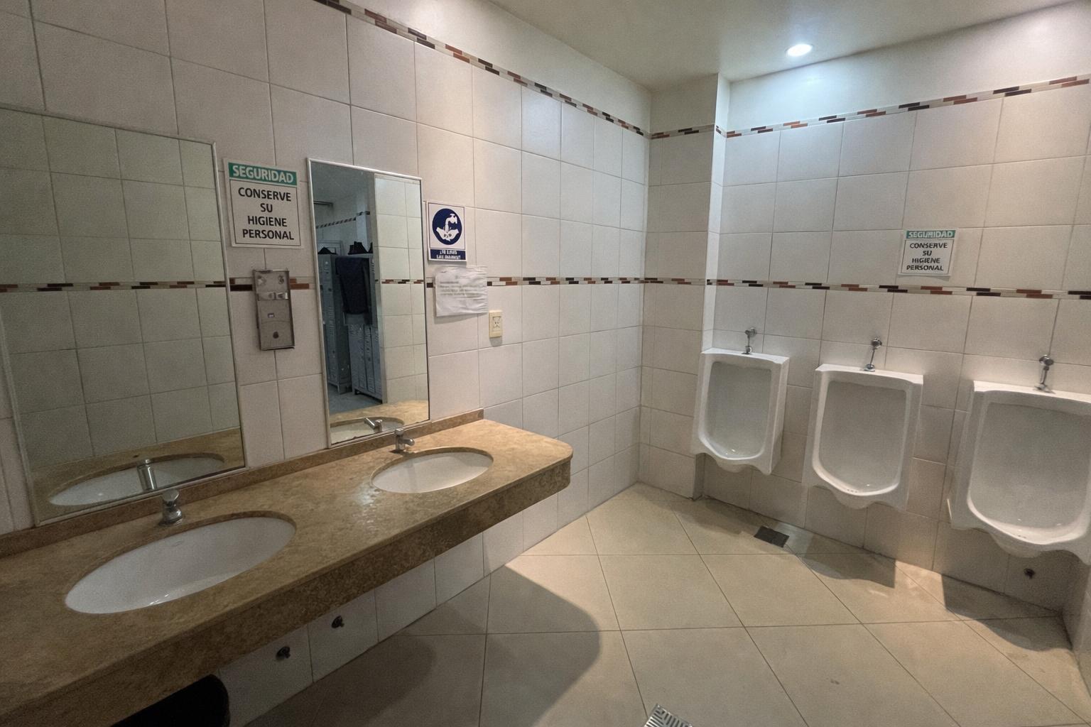Baño sector operativo