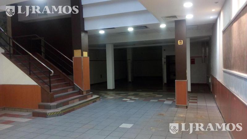 02-LOBBY