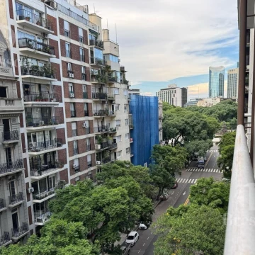 Venta monoambiente , Santa fe y Suipacha. Ideal inversion