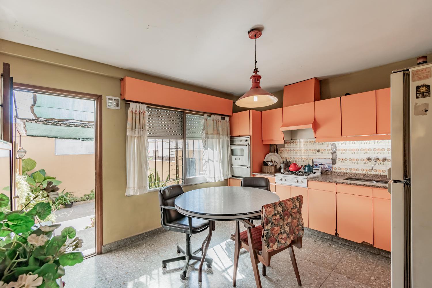 Amplia cocina I