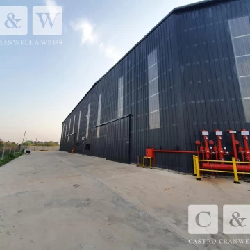 Nave industrial  de 3.600 m2 dentro de Parque, en tigre