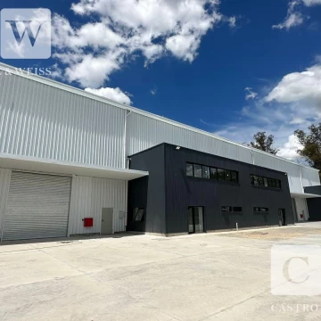 1.503 m2 de deposito mas 110 m2 de oficinas en 2 plantas