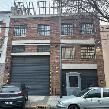 Deposito con Oficinas Comerciales en Chacarita Mixtura 4