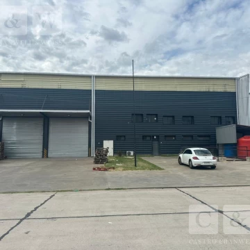 Deposito Logístico en Moreno de 1230m2 en ALQUILER