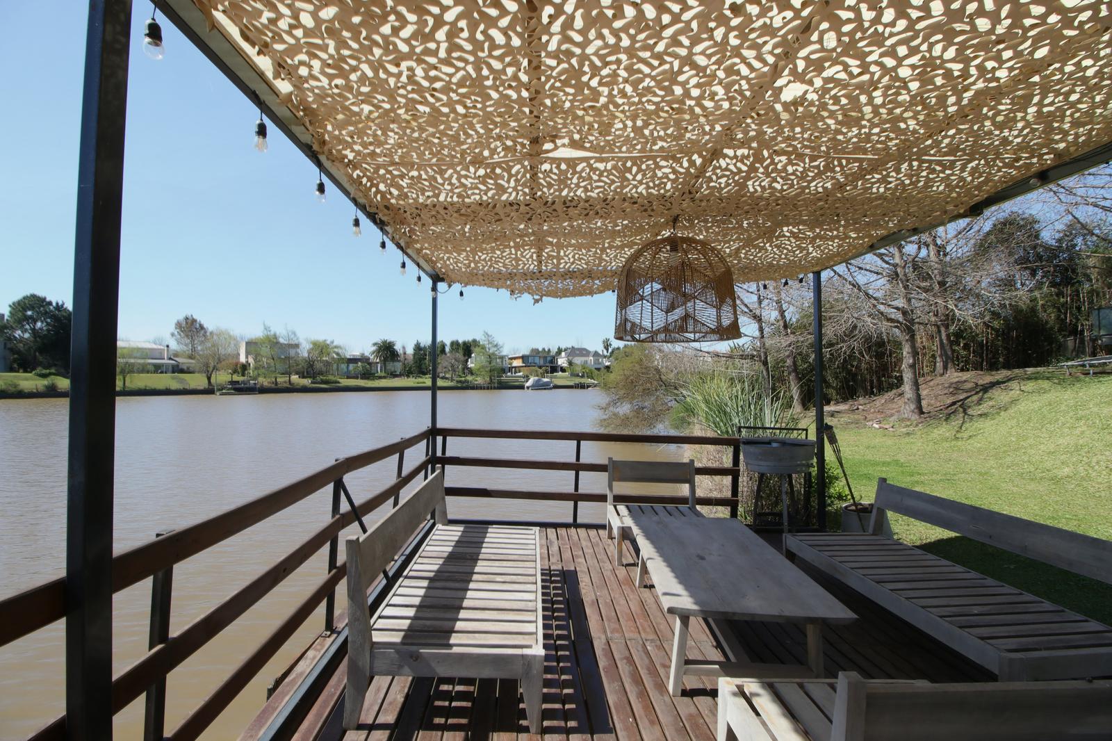 deck