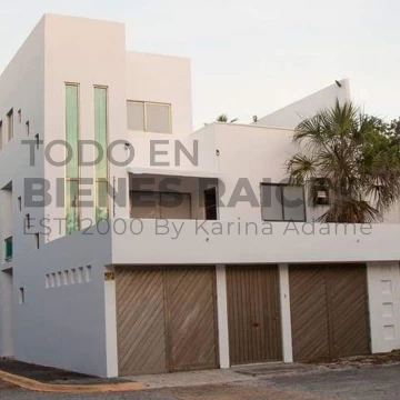 CASA EN VENTA EN LOS ALMENDROS, PLAYA DEL CARMEN