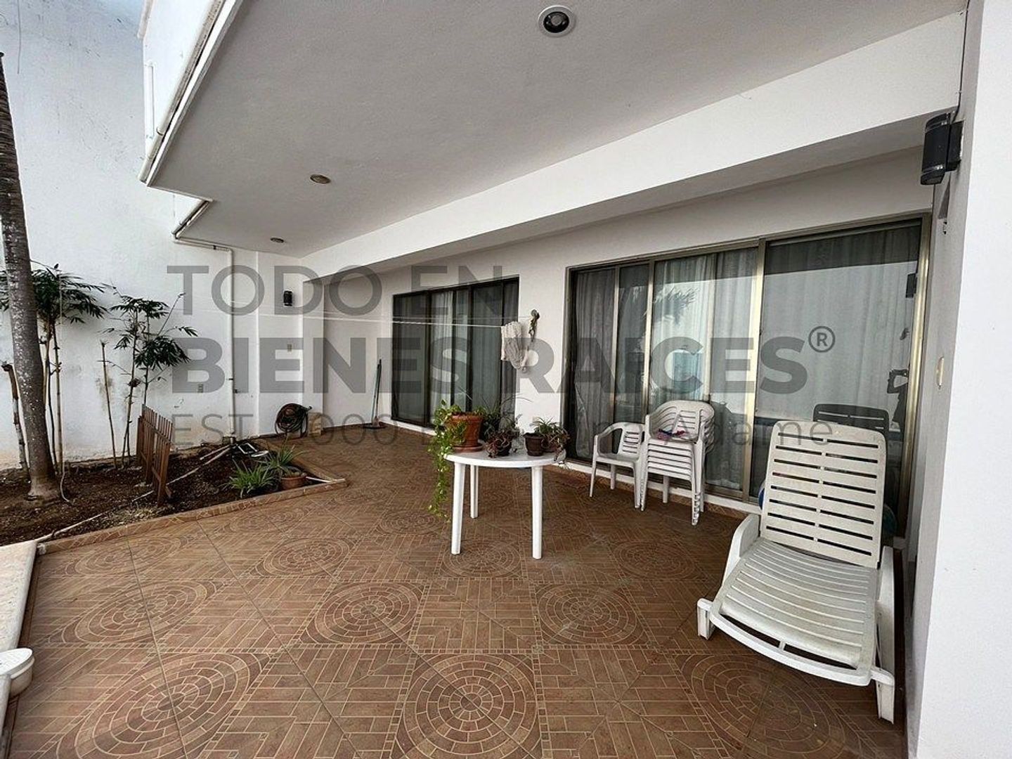 EB-VF6936 (5).jpeg