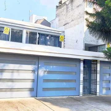 HERMOSA CASA