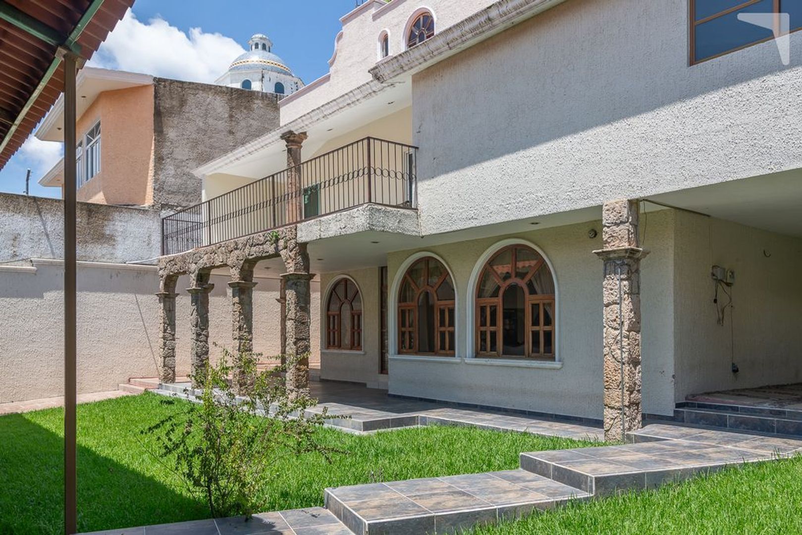 iF5LHld-l.jpg