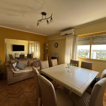 Venta Departamento en Villa del Parque