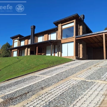 Venta townhouse 4 ambientes en Barrio Cerrado. Arelauquen, Bariloche