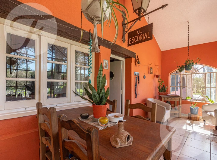 Casa en Venta en San Pedro - Un refugio natural con estilo colonial a minutos de la Ciudad
