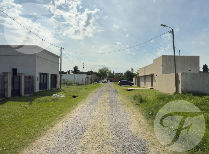 Venta de terreno para vivienda familiar - Barrio Escorial de San Pedro