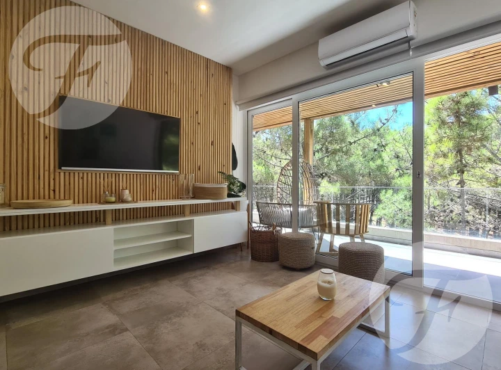 Venta en Renata Norte Pinamar I Departamento de dos dormitorios con terraza y cochera