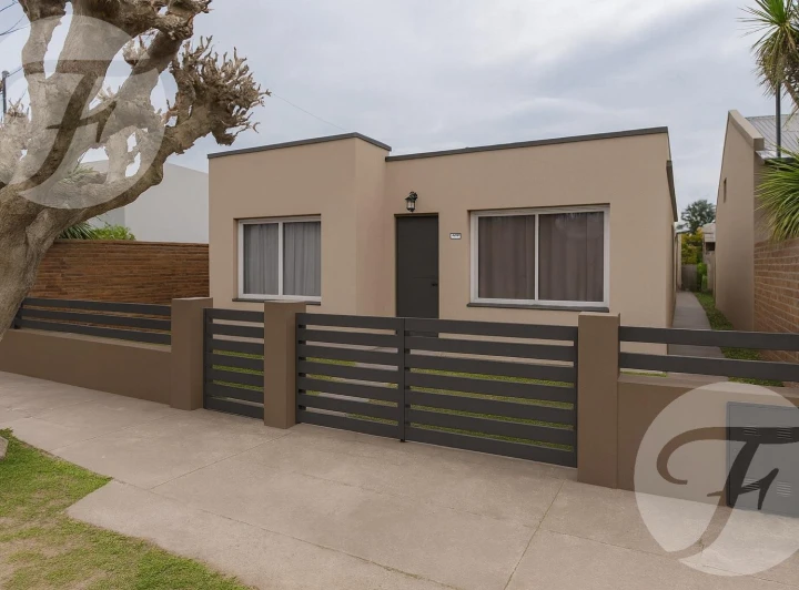Oportunidad Venta de Casa 5 Ambientes en General Las Heras ACEPTA PERMUTA DE PROPIEDAD EN ZONA OESTE