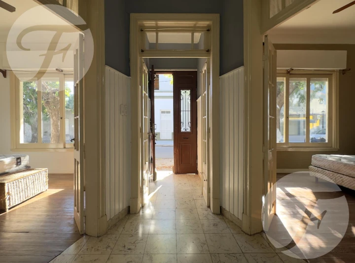 Venta de Casa en San Pedro – Excelente Ubicación Céntrica