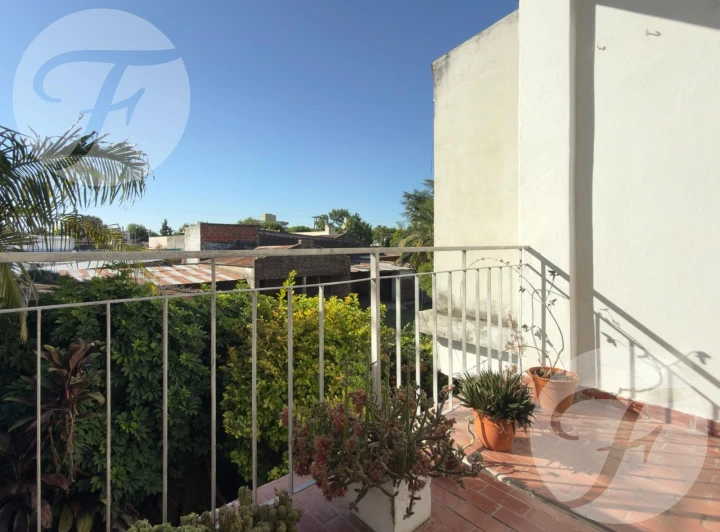Venta de Departamento de 3 ambientes con Cochera en zona céntrica de San Pedro - Alta rentabilidad