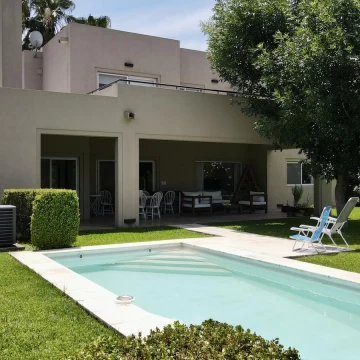 Casa en La Pradera Ii