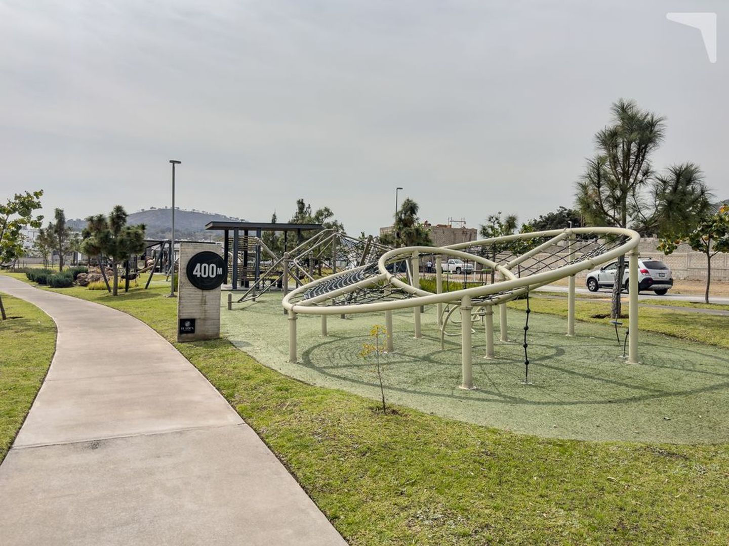 i9ZQC80-l.jpg